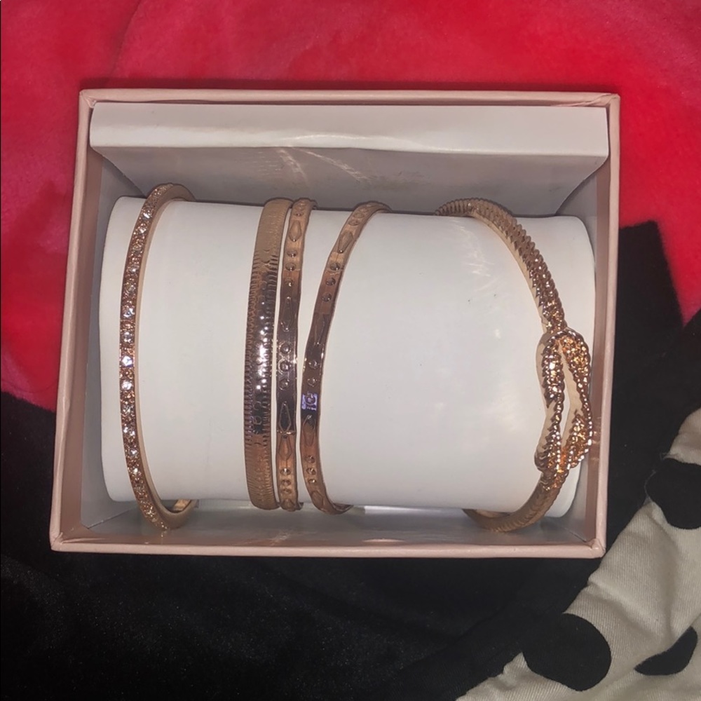Bracelet set